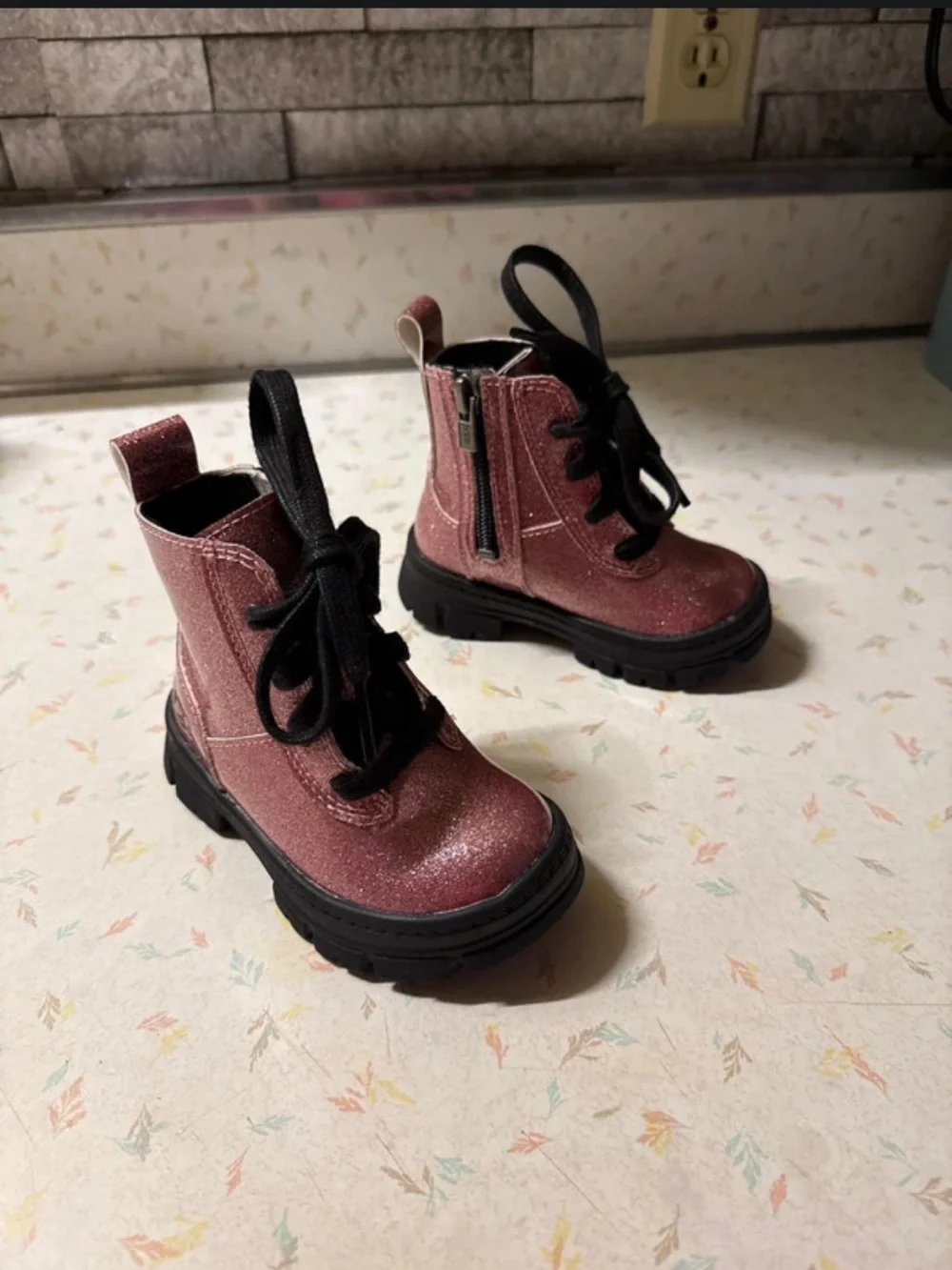 UGG Girls Sparkle Pink Lace-Up Ankle Boots